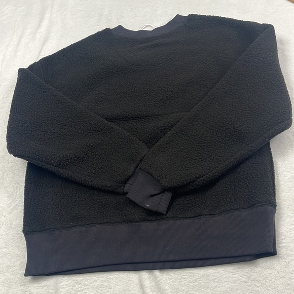 NWT Everlane XS, S The ReNew Fleece Oversized Crew Black Teddy Sweatshirt - Picture 9 of 9